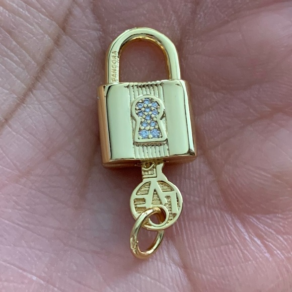 NWOT Padlock and Key CZ Dangle Charm Sterling Silver 925 - Picture 4 of 13